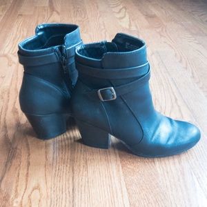 Ankle boots
